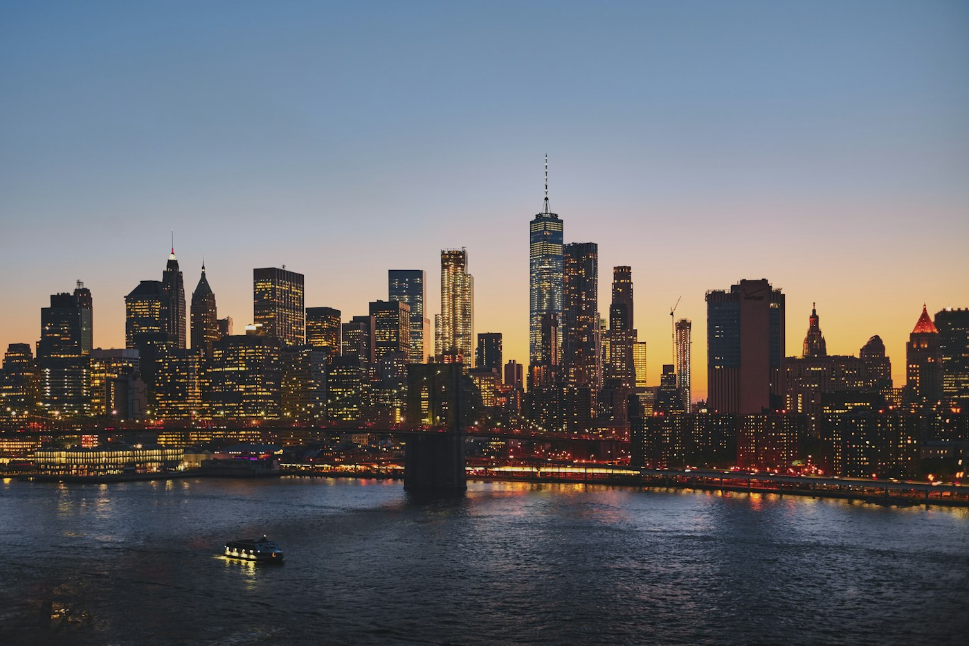 panoramic photography of Brooklyn Bridge
